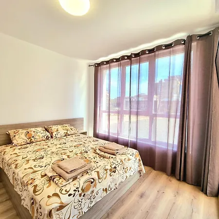 Sunny Breeze Апартаменты *